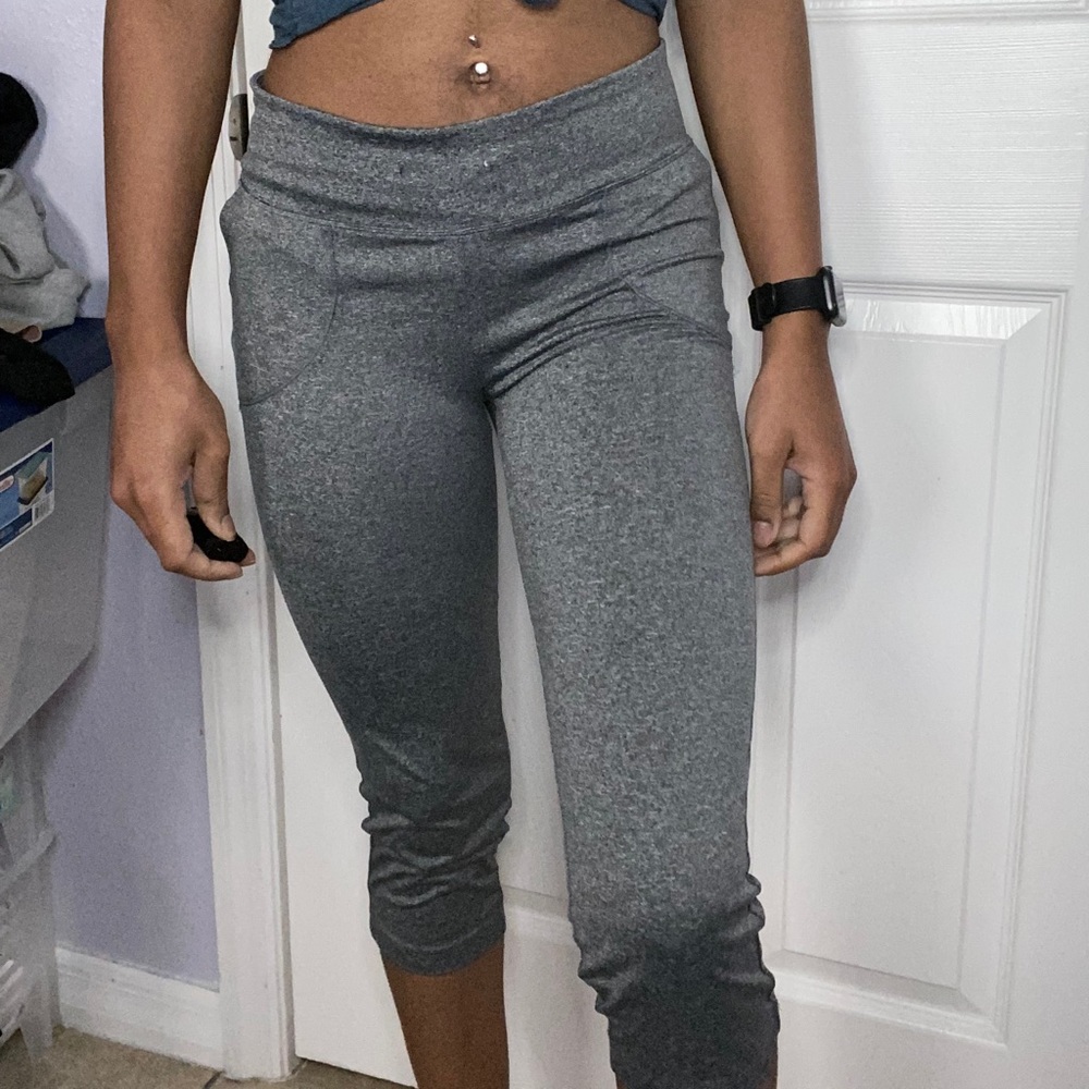 Workout capris